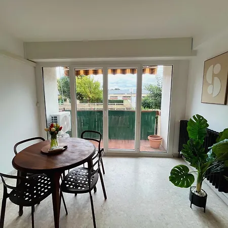 Lumineux T3 Centre Perpignan, Balcon Et Parking شقة بيربينيو